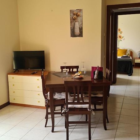 Casa Mirella - Appartamento Zona Bellagio Magreglio ภายนอก รูปภาพ