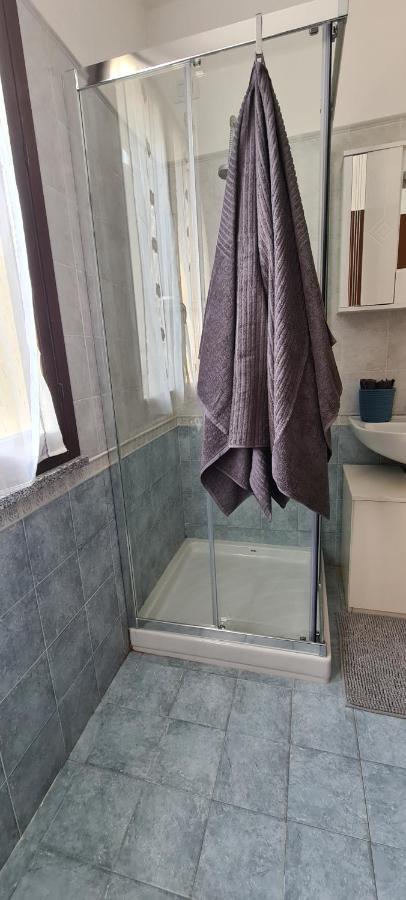 Casa Mirella - Appartamento Zona Bellagio Magreglio ภายนอก รูปภาพ