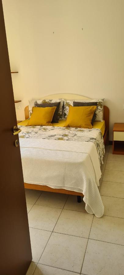 Casa Mirella - Appartamento Zona Bellagio Magreglio ภายนอก รูปภาพ