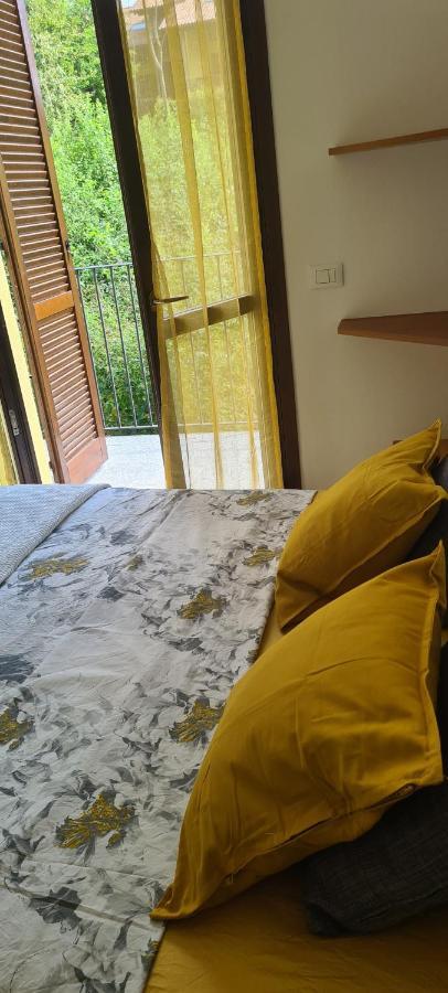 Casa Mirella - Appartamento Zona Bellagio Magreglio ภายนอก รูปภาพ